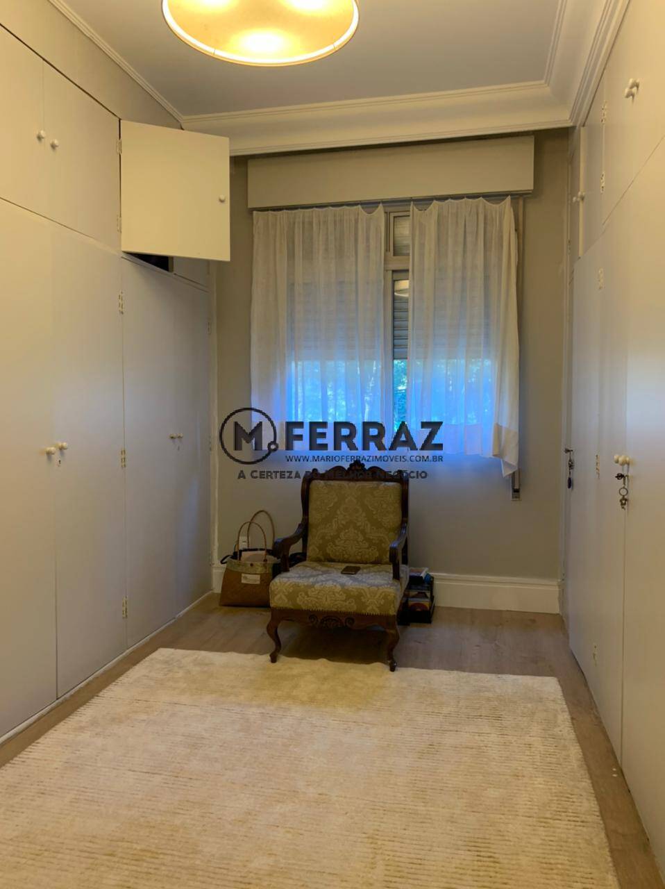 Apartamento para alugar com 3 quartos, 200m² - Foto 32