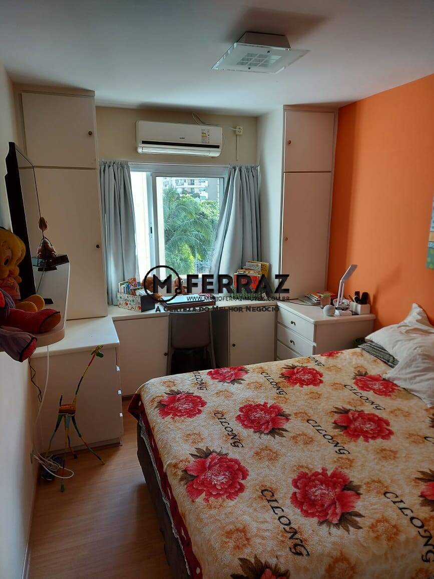 Apartamento à venda com 3 quartos, 134m² - Foto 12