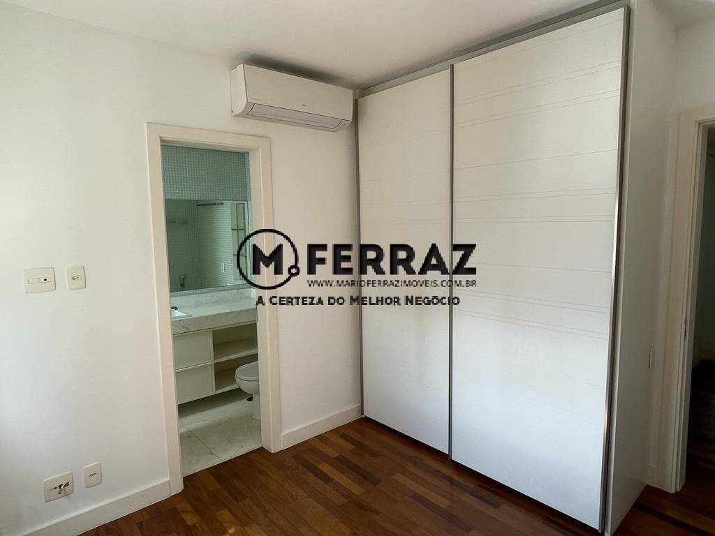 Apartamento para alugar com 3 quartos, 225m² - Foto 19