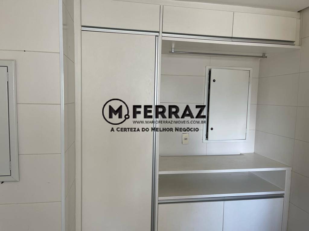 Apartamento para alugar com 3 quartos, 225m² - Foto 23