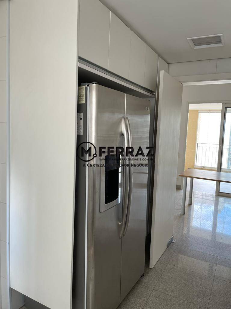 Apartamento para alugar com 3 quartos, 225m² - Foto 26