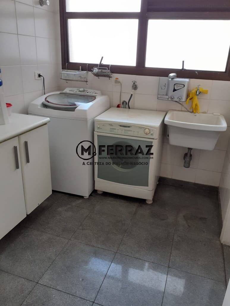 Apartamento à venda com 3 quartos, 217m² - Foto 19