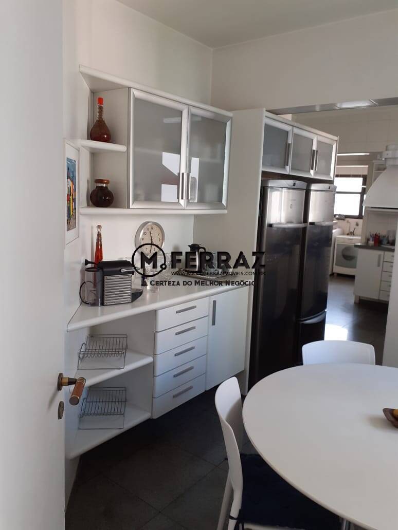 Apartamento à venda com 3 quartos, 217m² - Foto 30