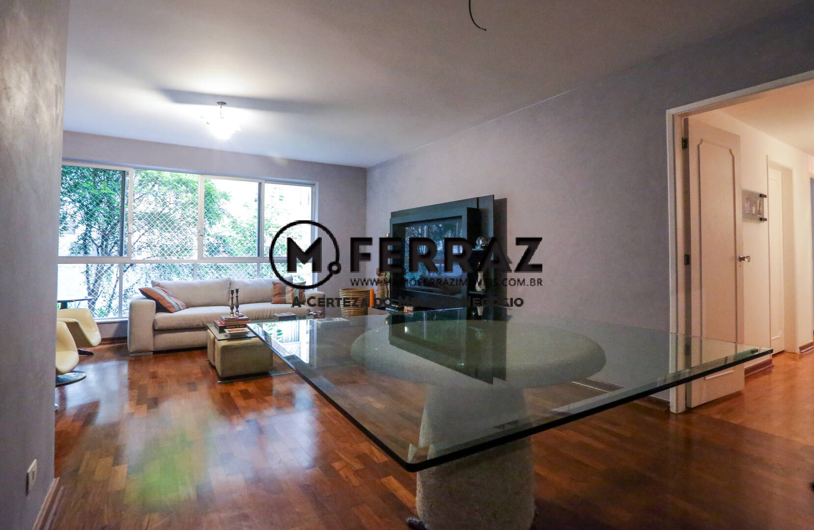 Apartamento à venda com 3 quartos, 172m² - Foto 2