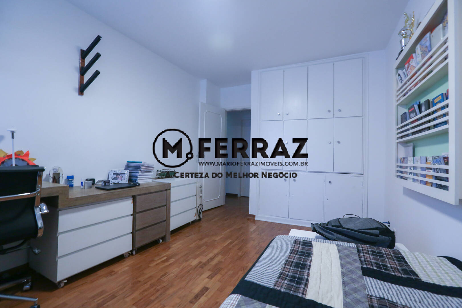 Apartamento à venda com 3 quartos, 172m² - Foto 15