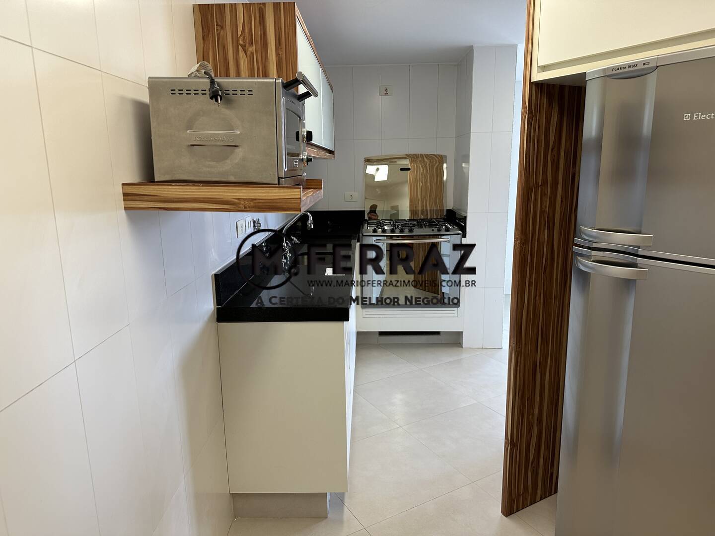 Apartamento à venda com 3 quartos, 177m² - Foto 8