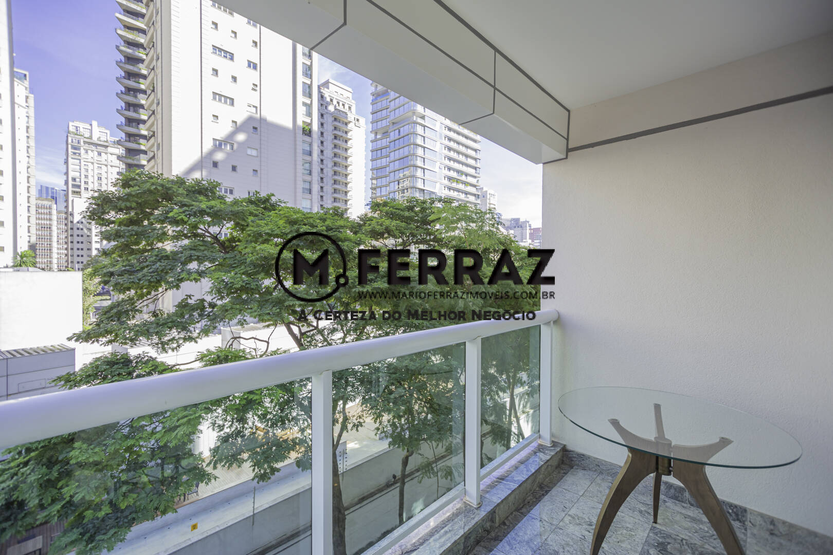 Apartamento para alugar com 3 quartos, 500m² - Foto 40