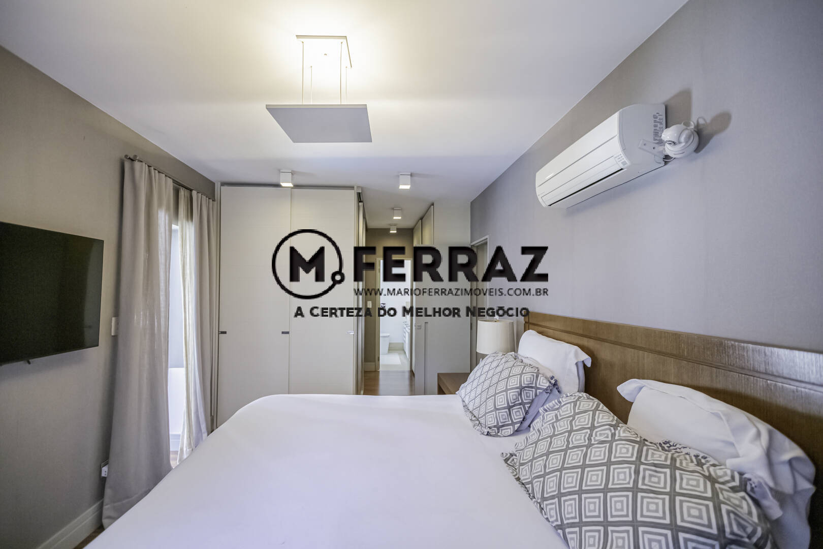 Apartamento à venda com 4 quartos, 220m² - Foto 18