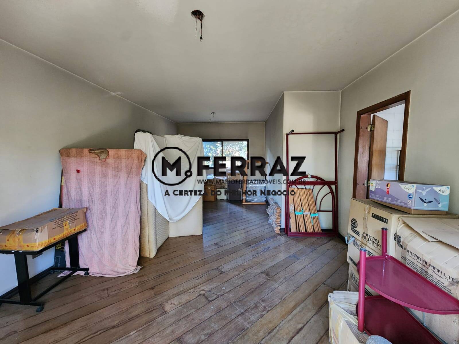 Apartamento à venda com 3 quartos, 130m² - Foto 3