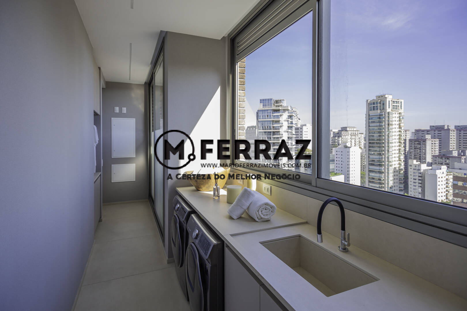 Apartamento à venda com 4 quartos, 229m² - Foto 35