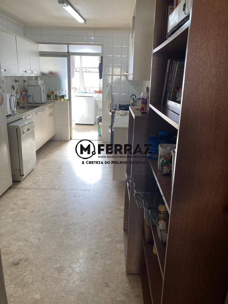 Apartamento à venda com 4 quartos, 180m² - Foto 12