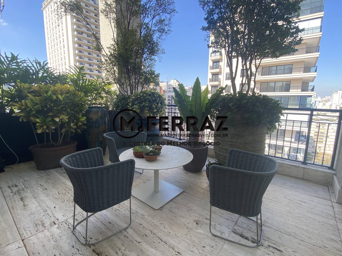 Apartamento à venda com 2 quartos, 690m² - Foto 14