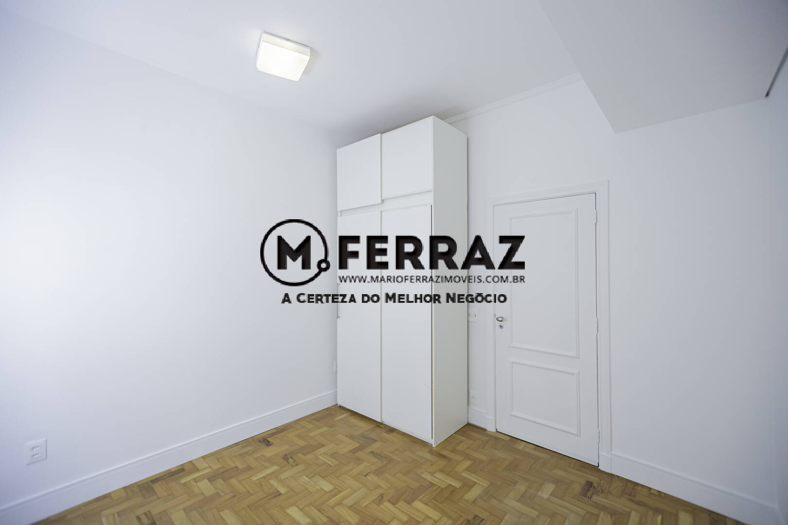 Apartamento à venda com 3 quartos, 230m² - Foto 17