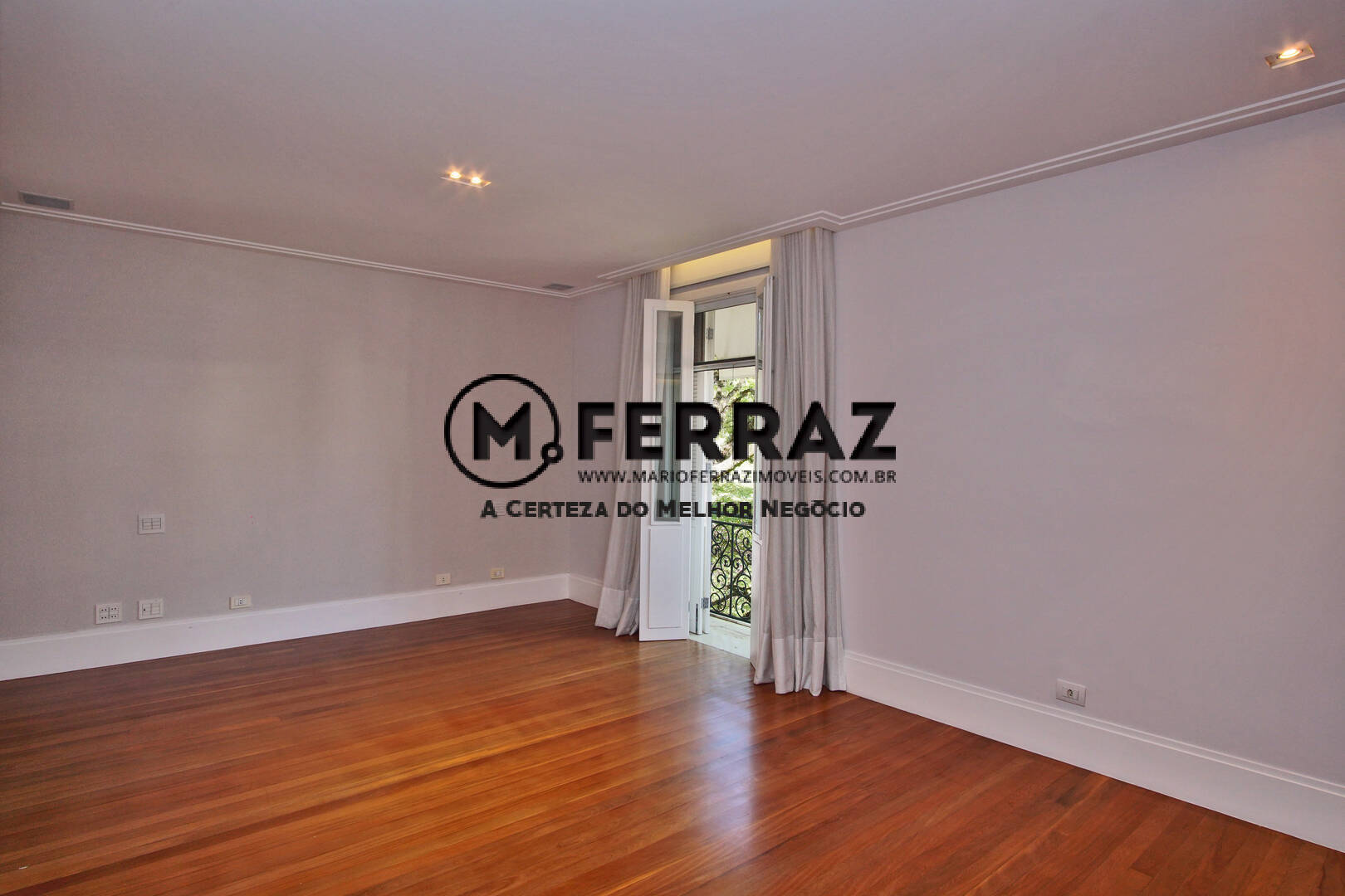 Apartamento para alugar com 2 quartos, 258m² - Foto 20