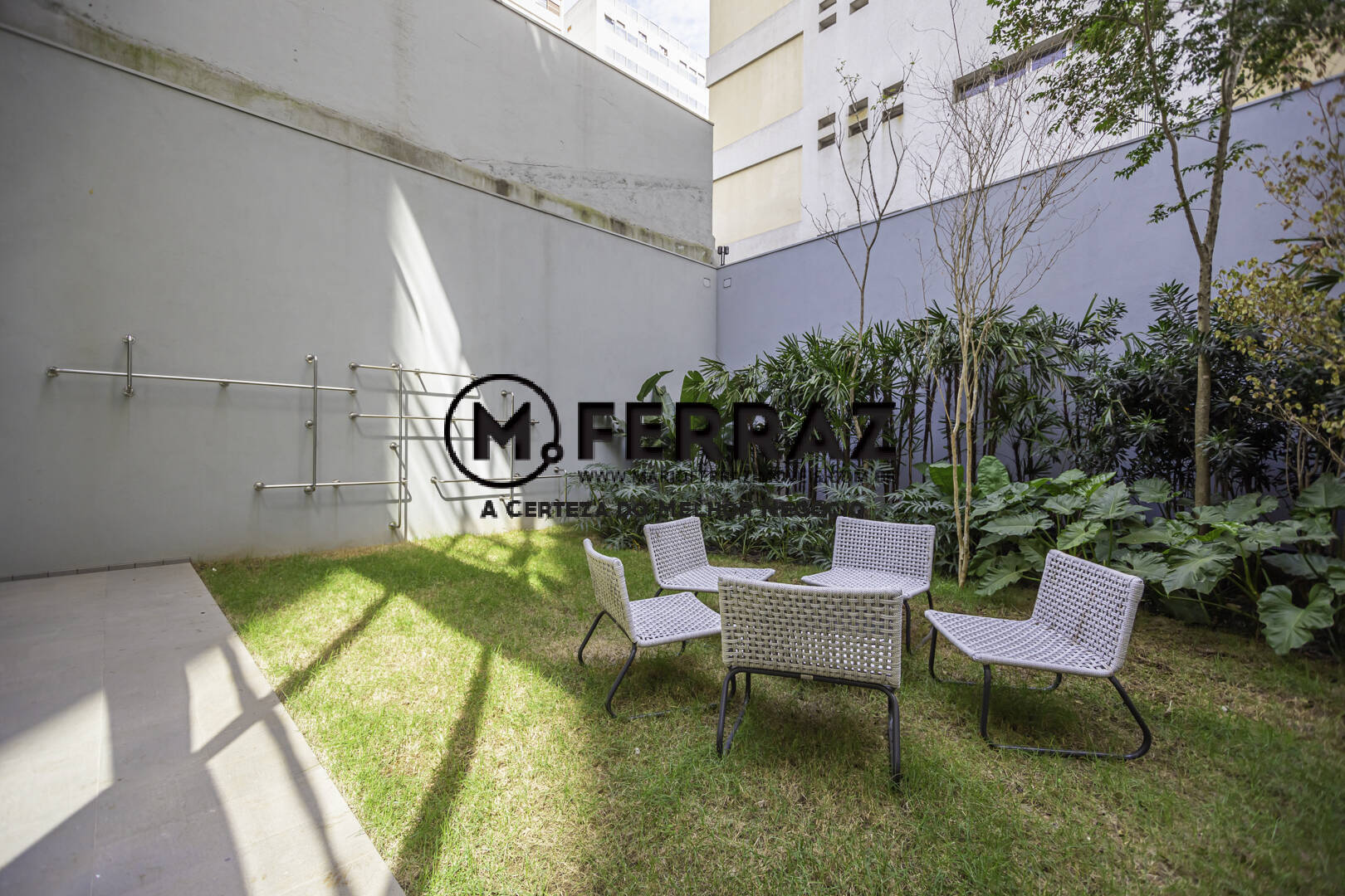 Apartamento à venda com 1 quarto, 195m² - Foto 19