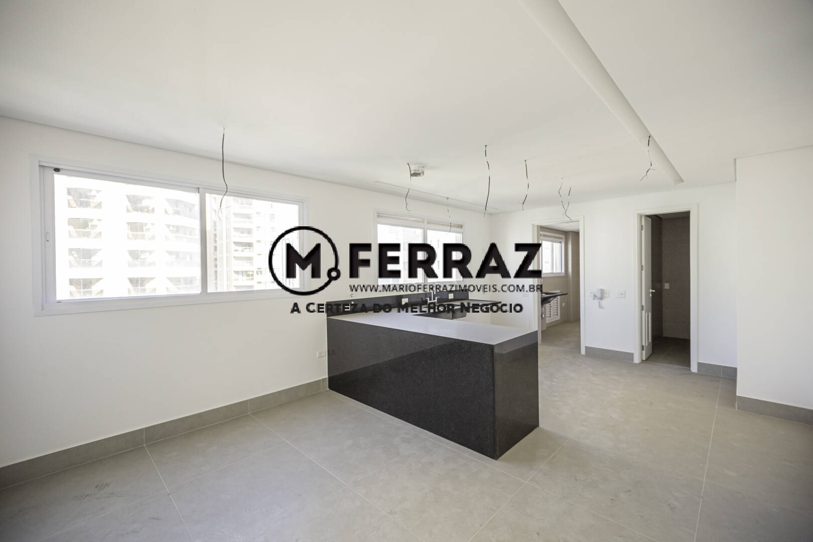 Apartamento à venda com 4 quartos, 330m² - Foto 11