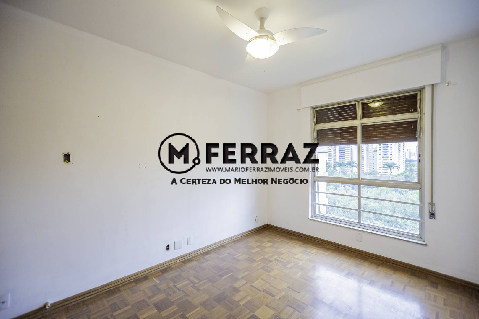 Apartamento à venda com 4 quartos, 235m² - Foto 13