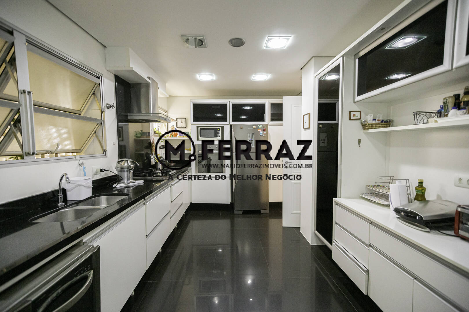 Apartamento à venda com 3 quartos, 148m² - Foto 16