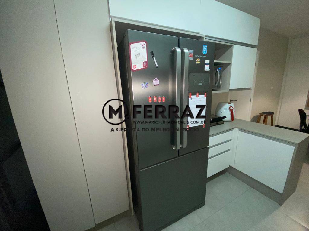 Apartamento à venda com 3 quartos, 167m² - Foto 6