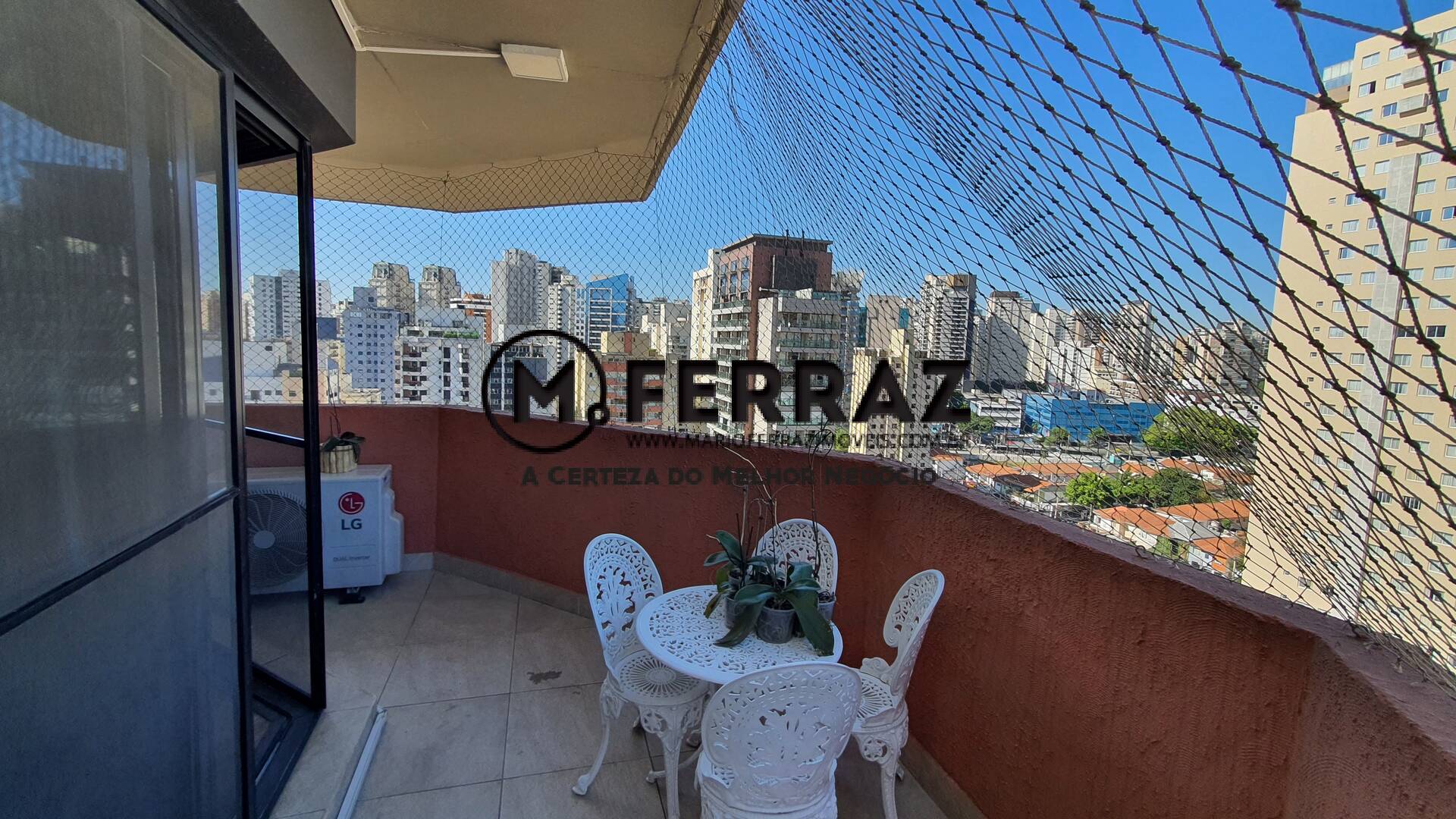 Apartamento à venda com 4 quartos, 154m² - Foto 1