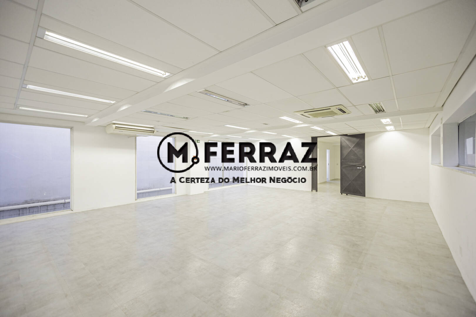 Prédio Inteiro para alugar, 371m² - Foto 2