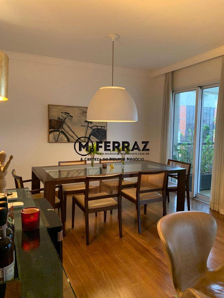 Apartamento à venda com 3 quartos, 189m² - Foto 2