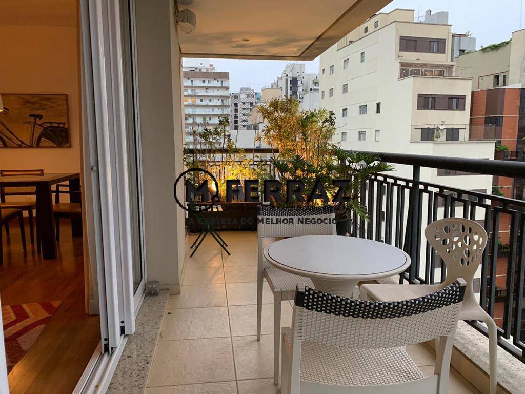 Apartamento à venda com 3 quartos, 189m² - Foto 4