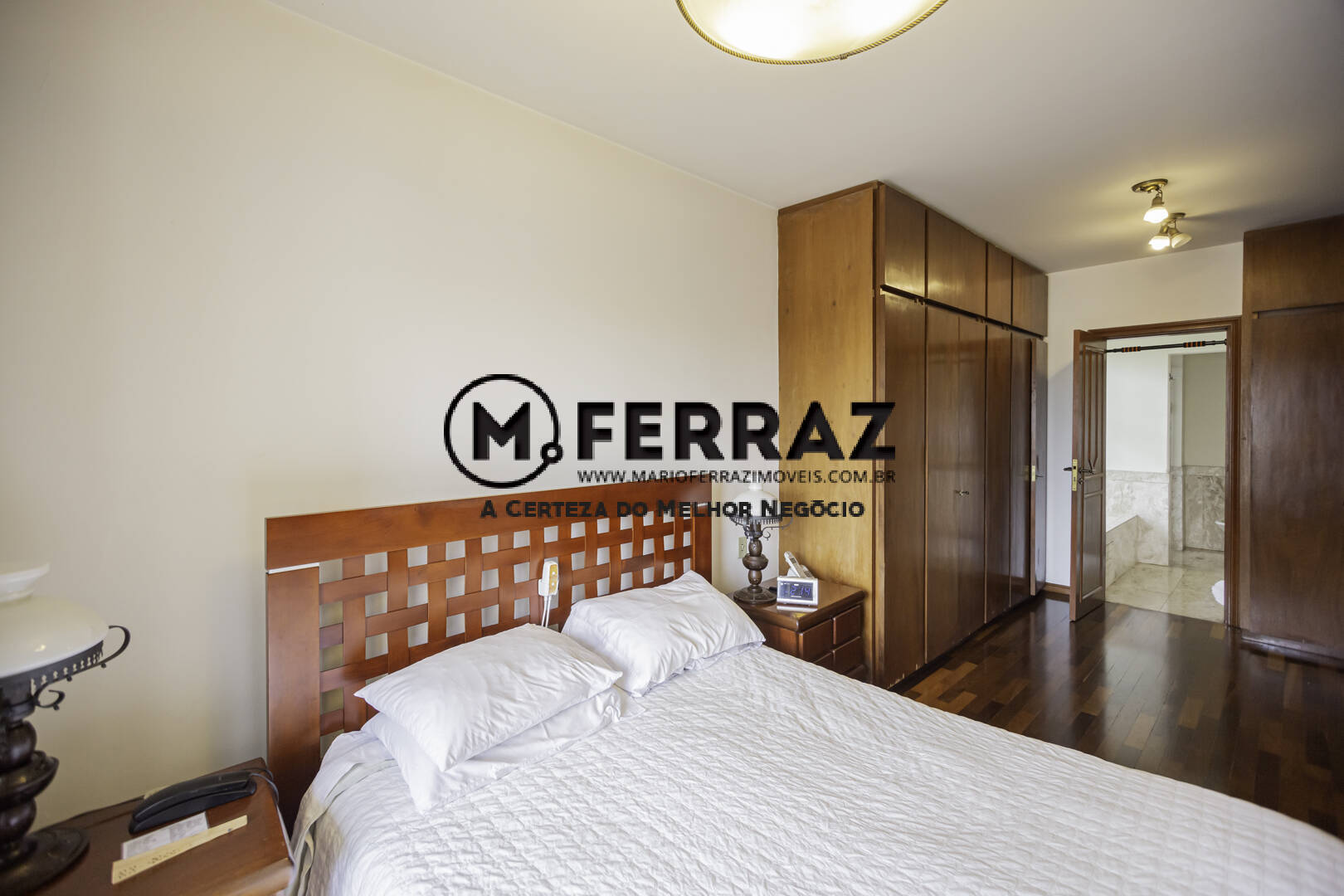 Apartamento à venda com 4 quartos, 250m² - Foto 17