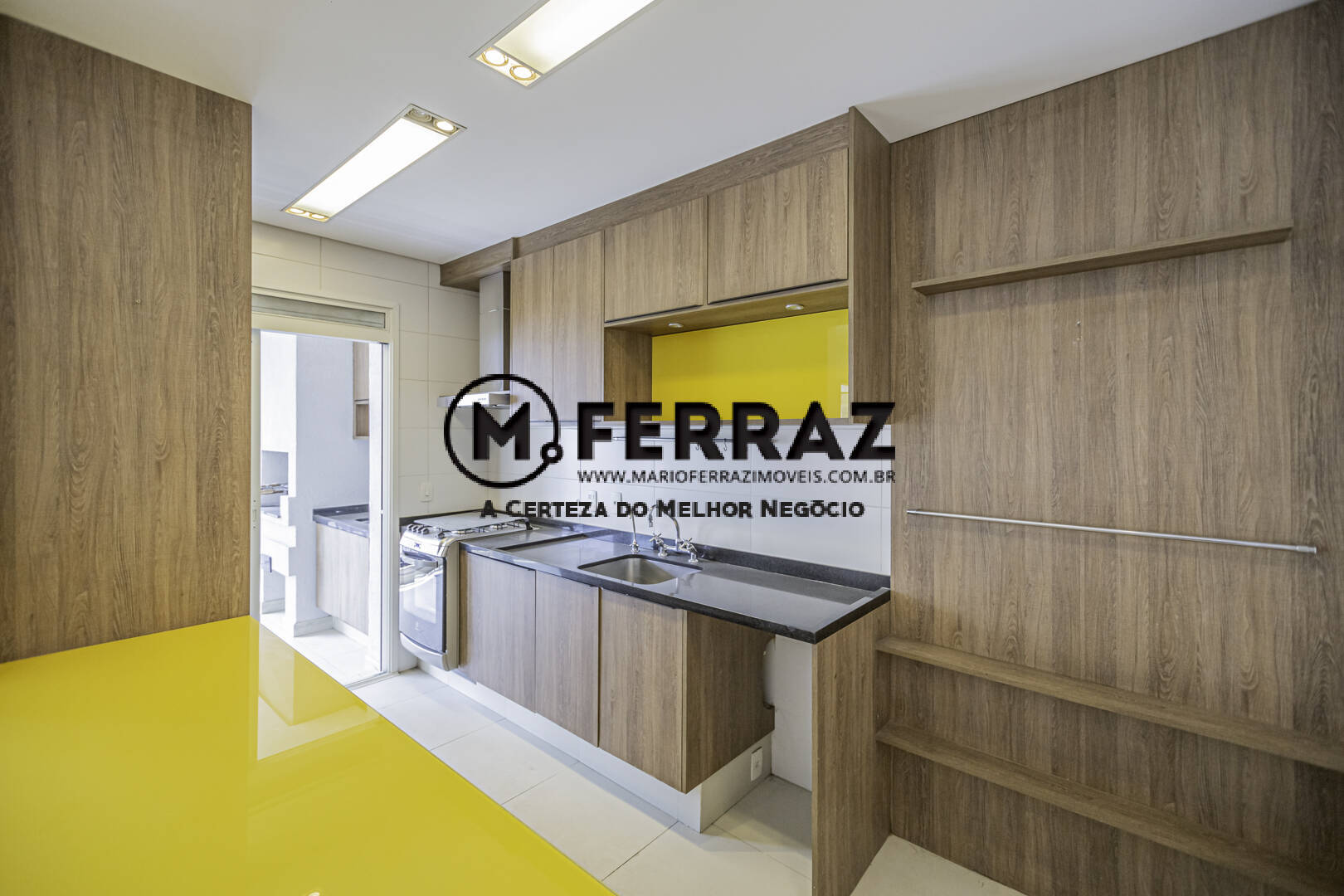 Apartamento à venda com 3 quartos, 158m² - Foto 9