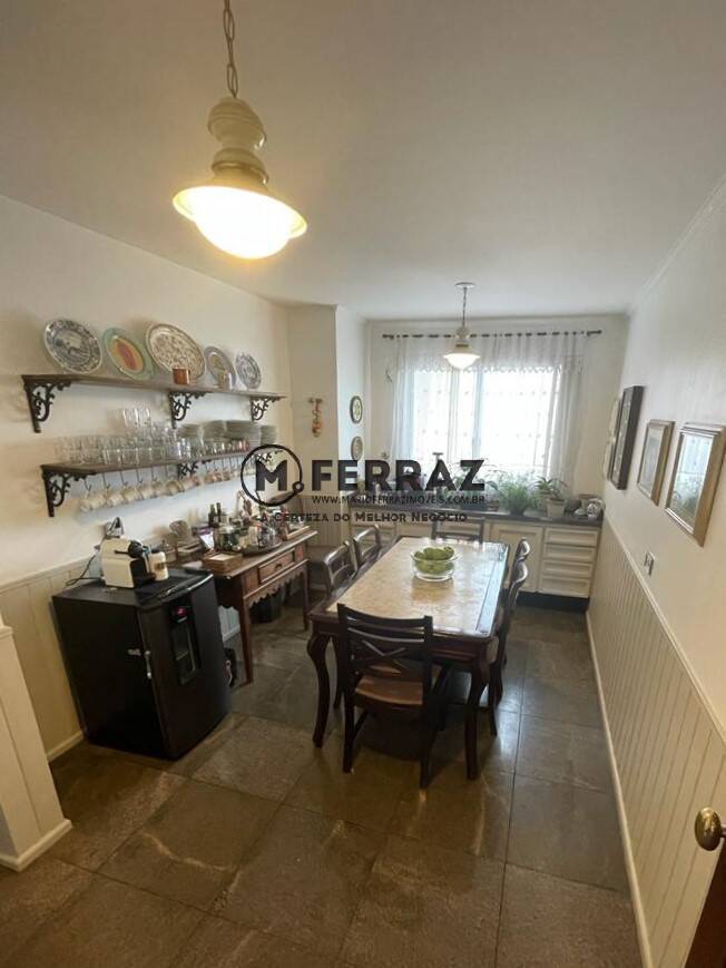 Apartamento à venda com 3 quartos, 240m² - Foto 12