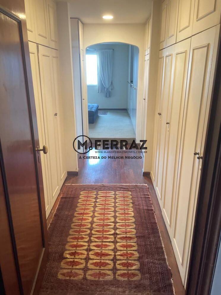 Apartamento à venda com 3 quartos, 240m² - Foto 10