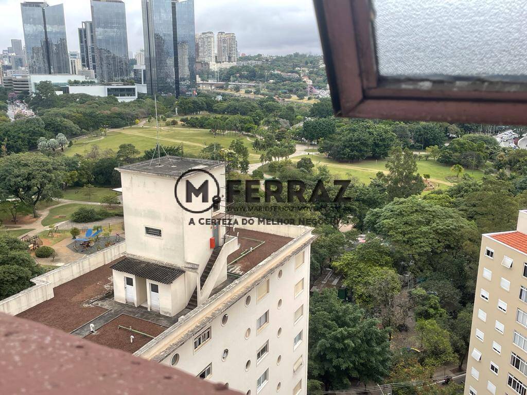 Apartamento à venda com 3 quartos, 240m² - Foto 15