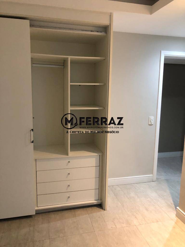 Apartamento à venda com 4 quartos, 222m² - Foto 15