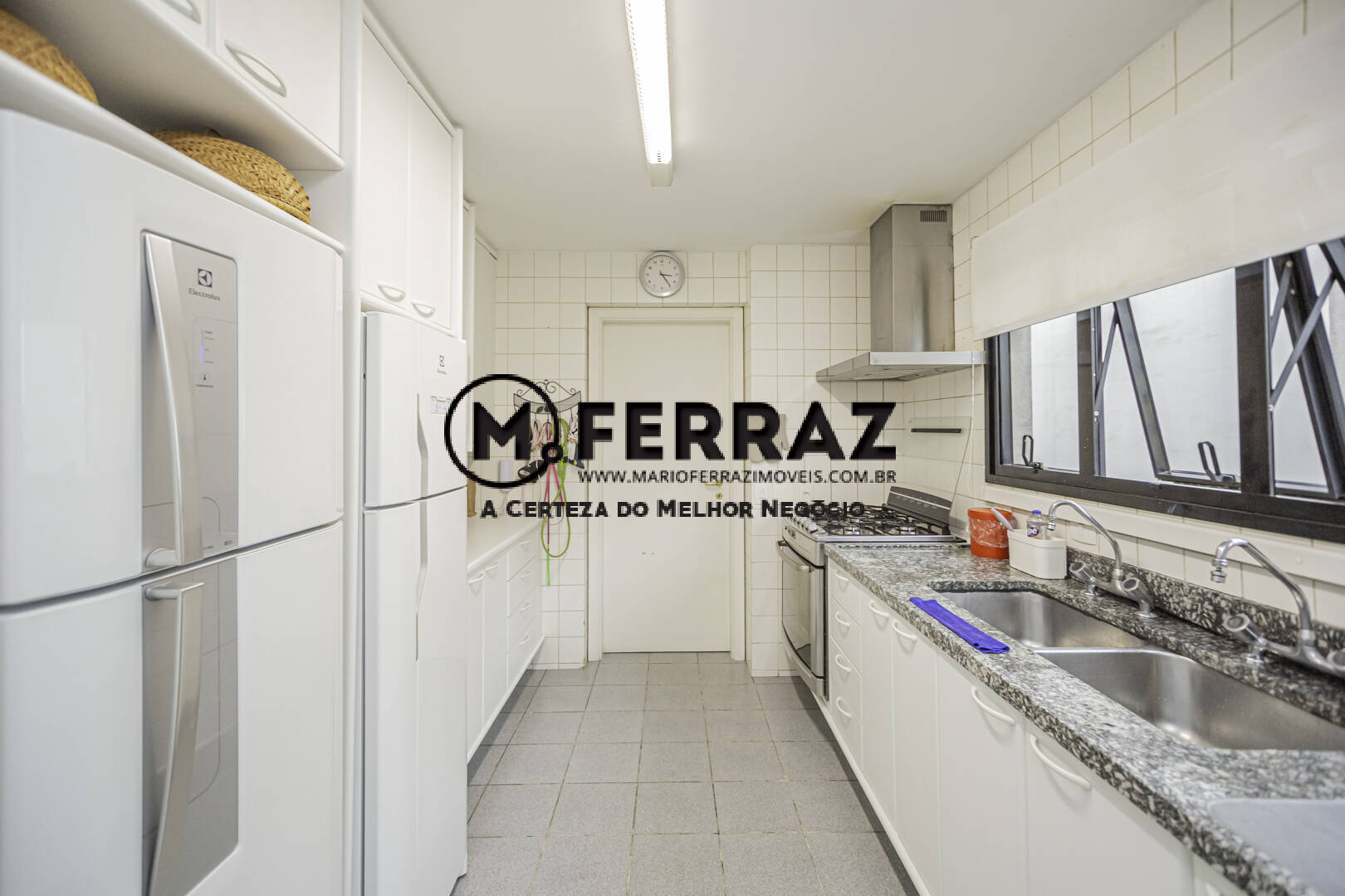 Apartamento à venda com 4 quartos, 250m² - Foto 23