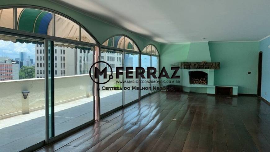 Apartamento à venda com 3 quartos, 247m² - Foto 2