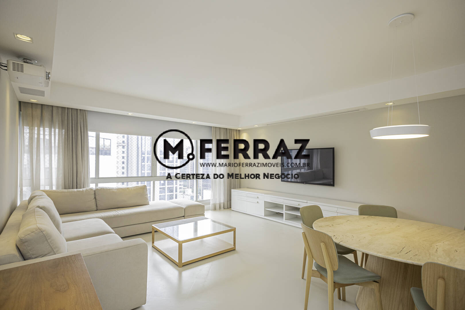 Apartamento para alugar com 2 quartos, 117m² - Foto 1