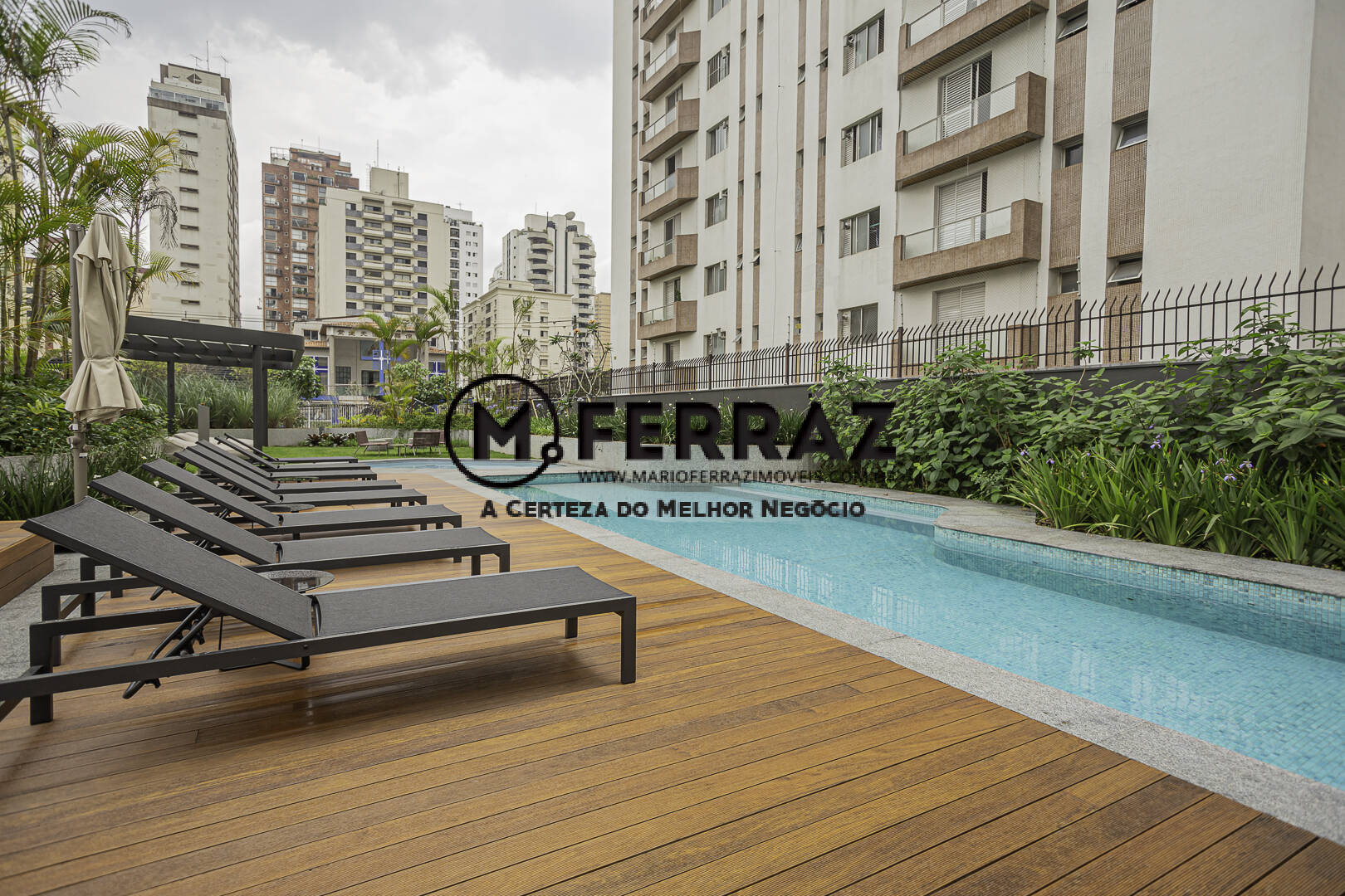 Apartamento à venda com 3 quartos, 157m² - Foto 14