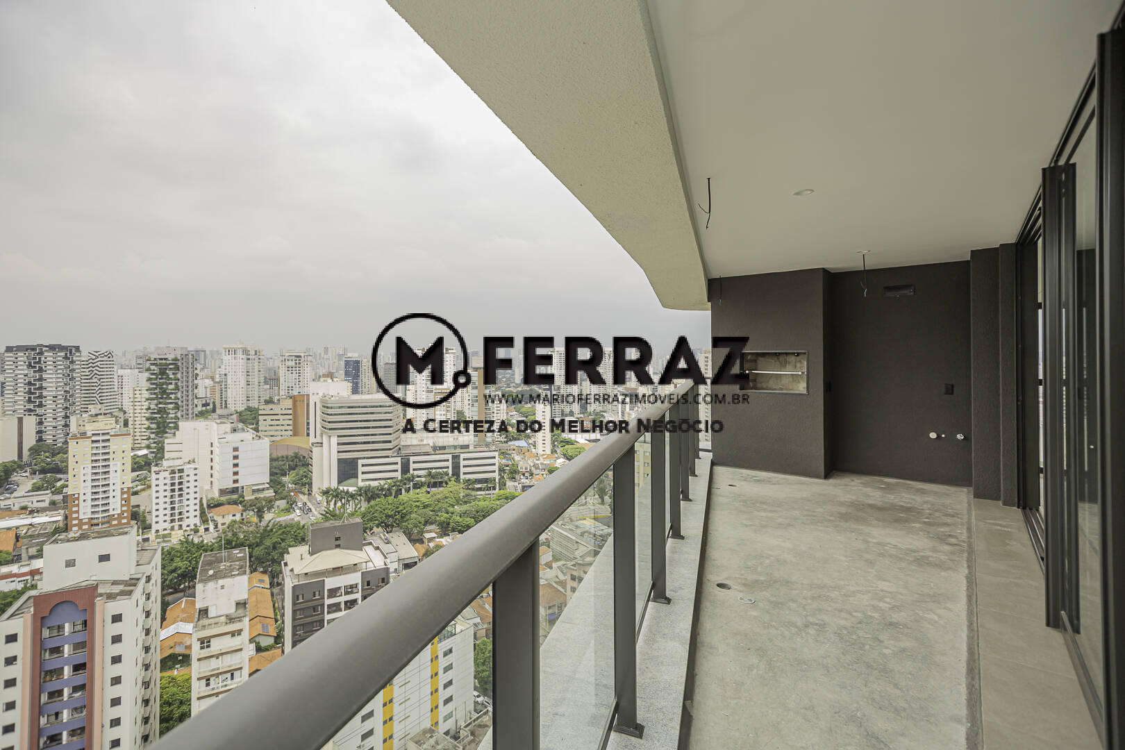 Apartamento à venda com 3 quartos, 152m² - Foto 3