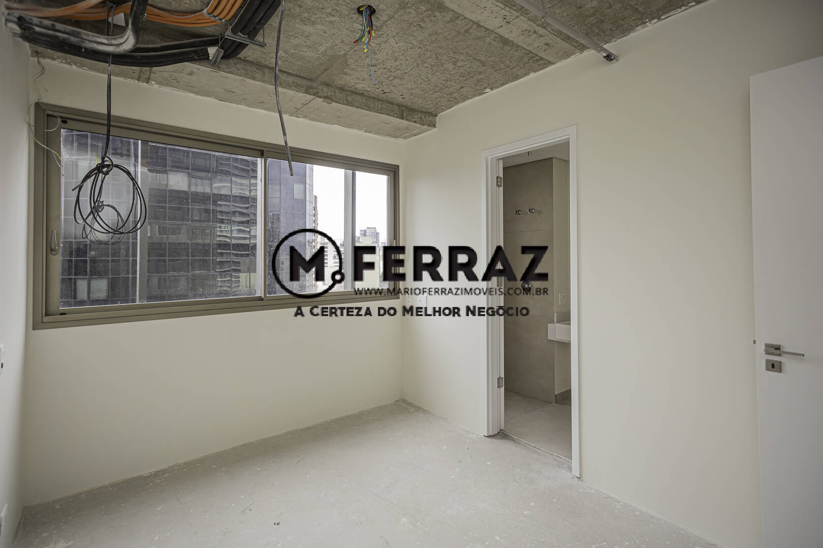 Apartamento à venda com 3 quartos, 232m² - Foto 6