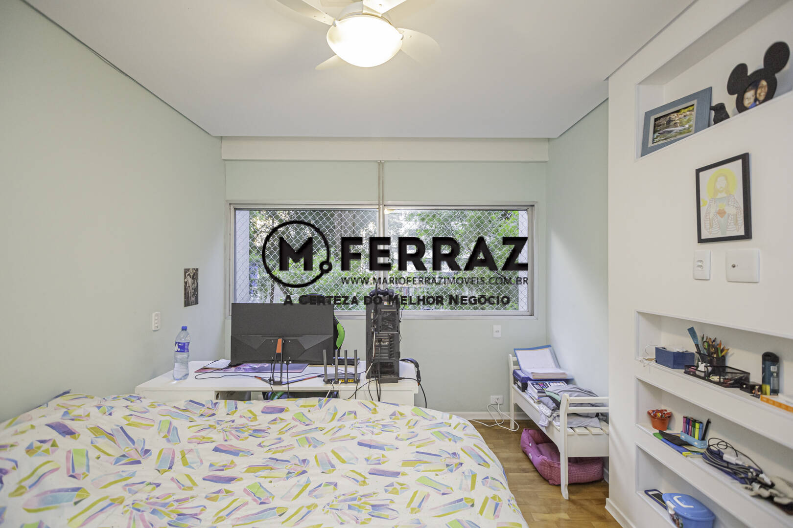 Apartamento à venda com 3 quartos, 176m² - Foto 9