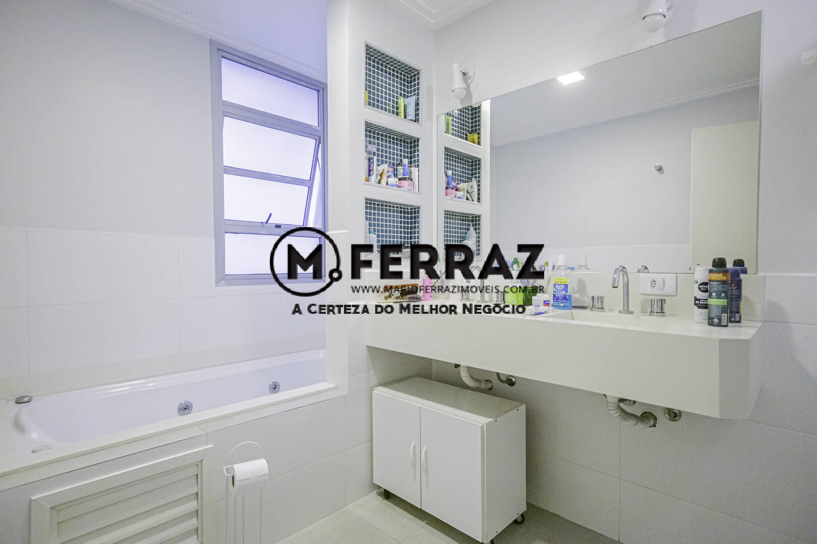 Apartamento à venda com 3 quartos, 176m² - Foto 13