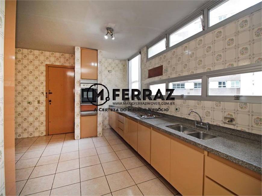 Apartamento à venda com 3 quartos, 182m² - Foto 14