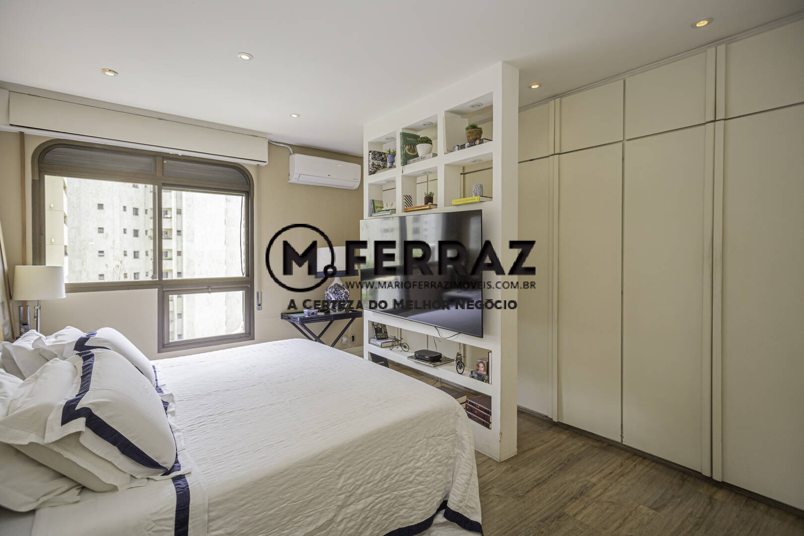 Apartamento para alugar com 3 quartos, 190m² - Foto 12