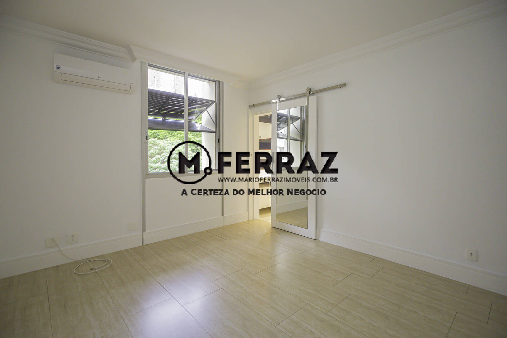 Apartamento à venda com 3 quartos, 227m² - Foto 14