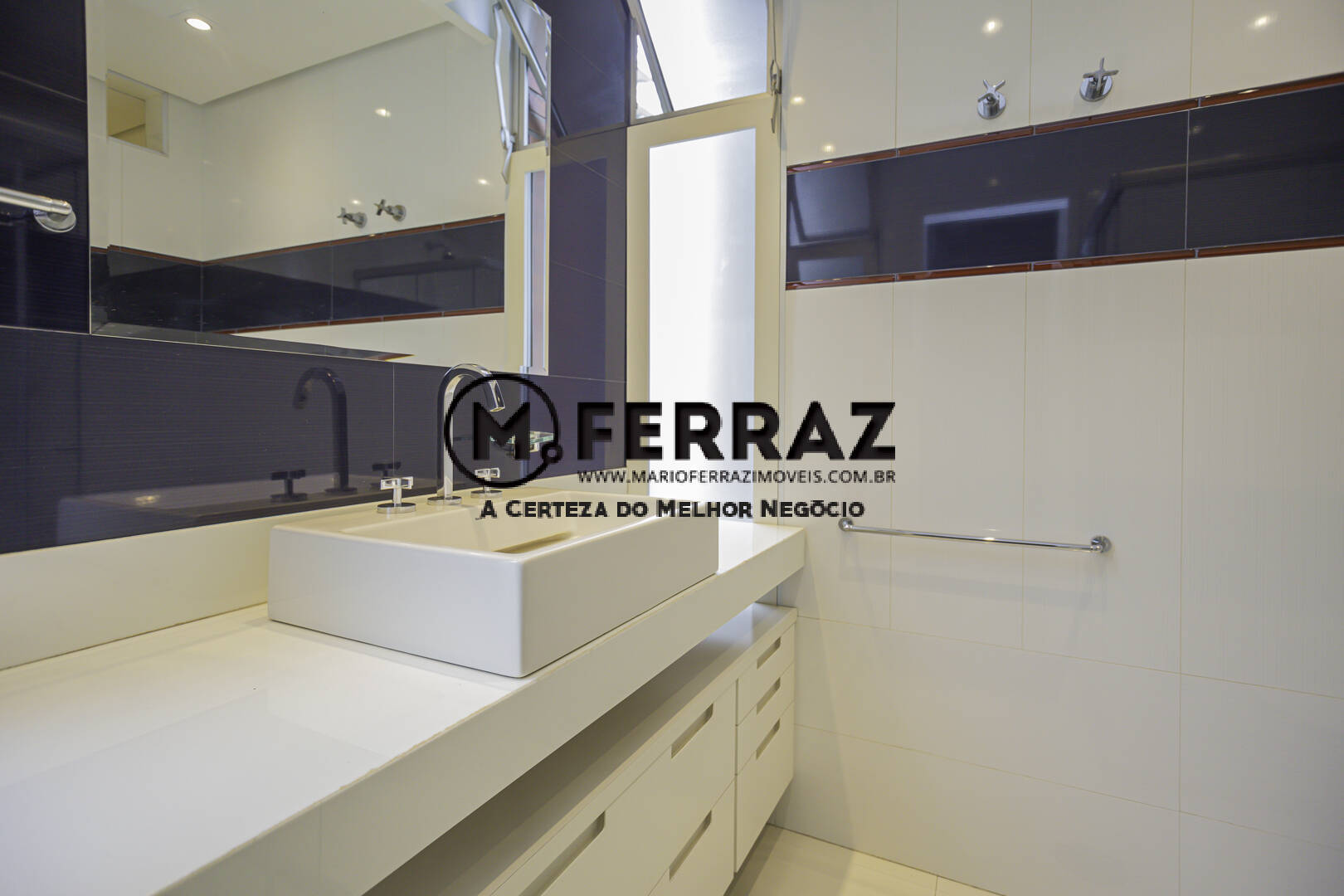 Apartamento à venda com 3 quartos, 227m² - Foto 15