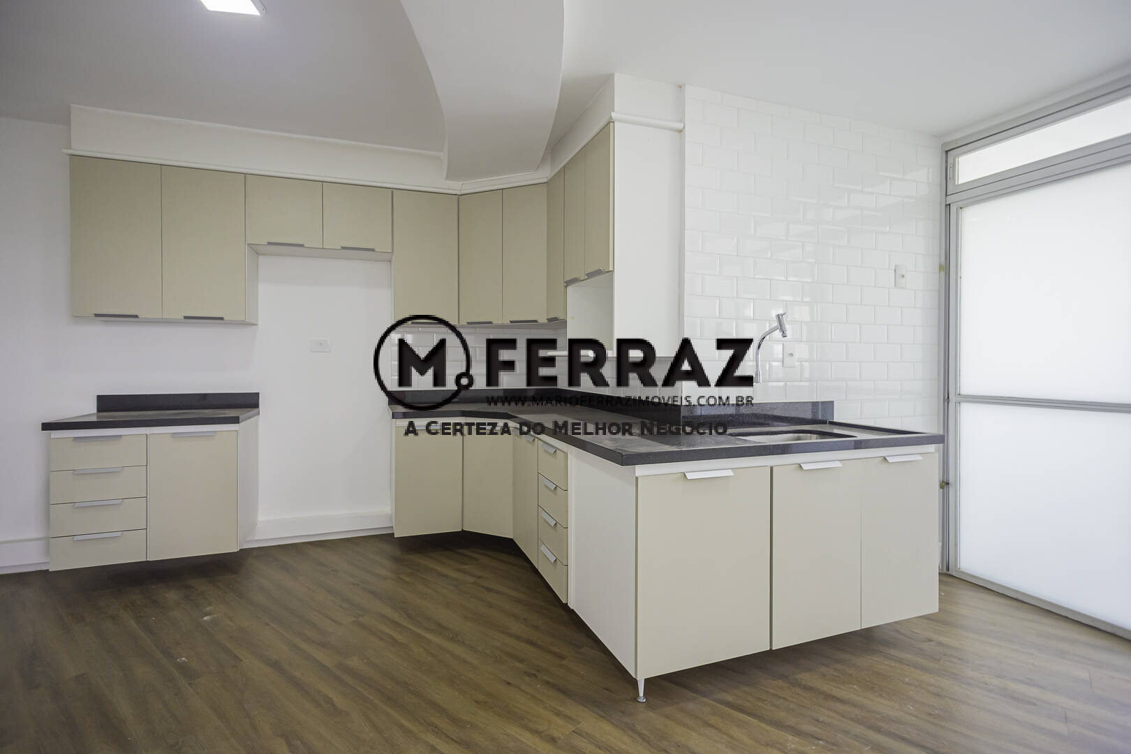 Apartamento à venda com 3 quartos, 178m² - Foto 18