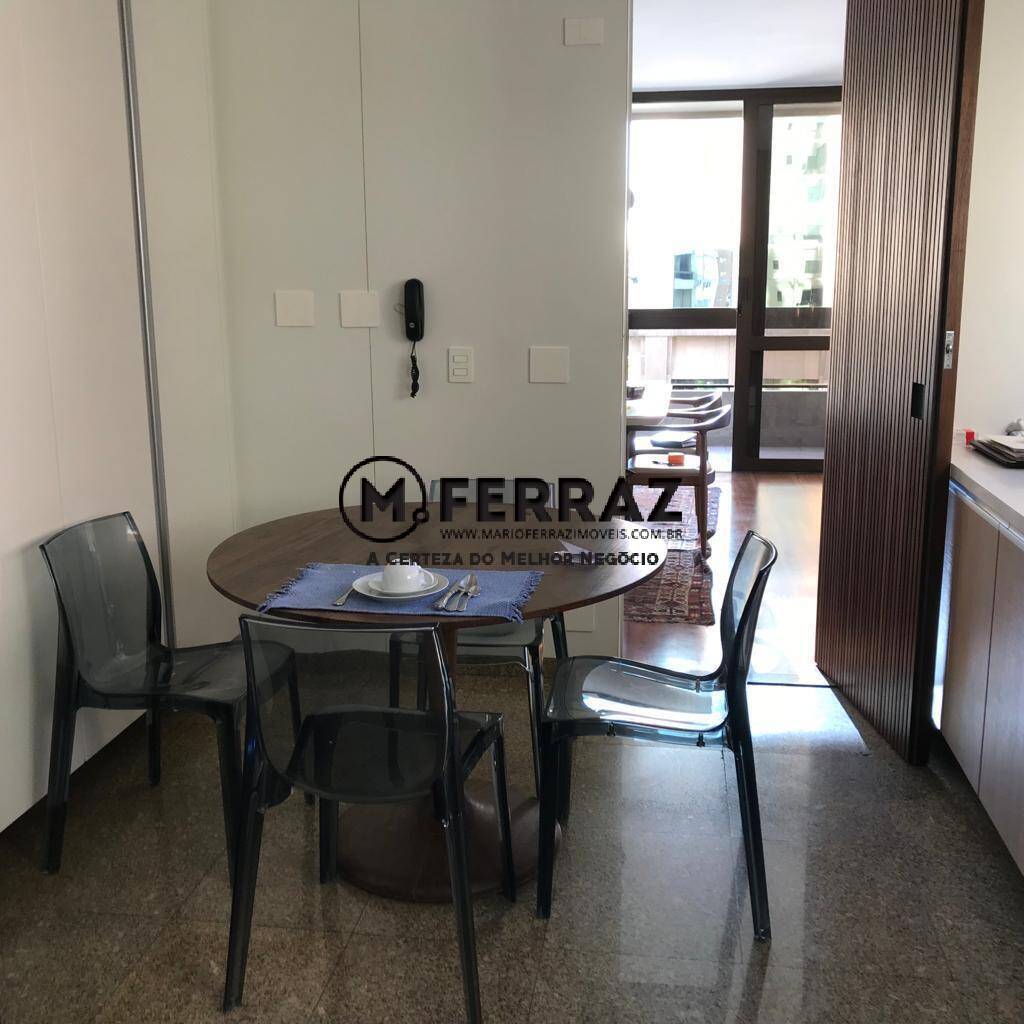 Apartamento para alugar com 3 quartos, 230m² - Foto 8