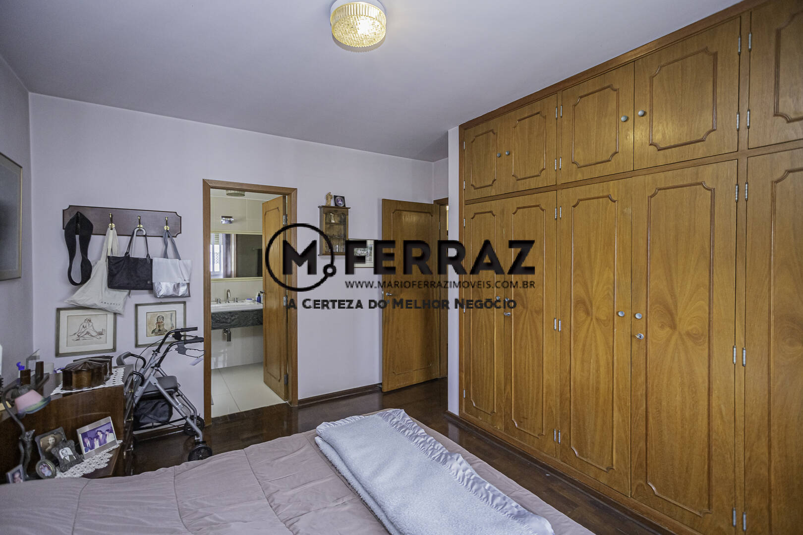 Apartamento à venda com 4 quartos, 162m² - Foto 9