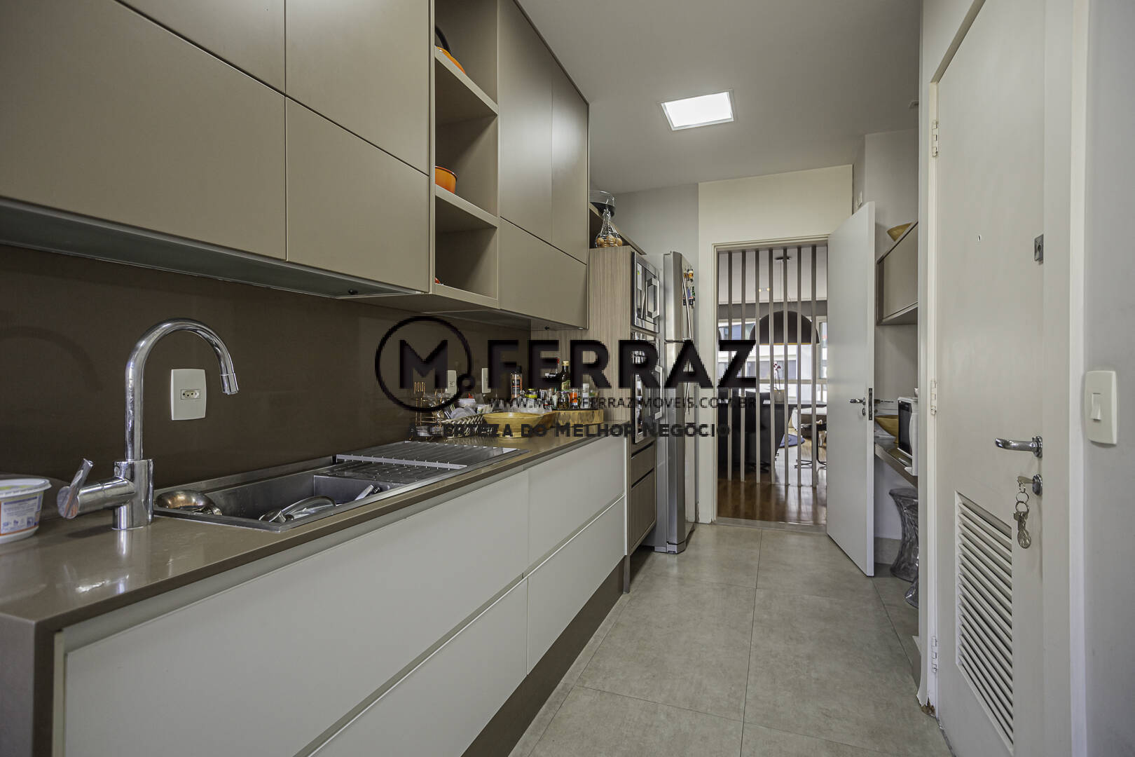 Apartamento à venda com 2 quartos, 117m² - Foto 8