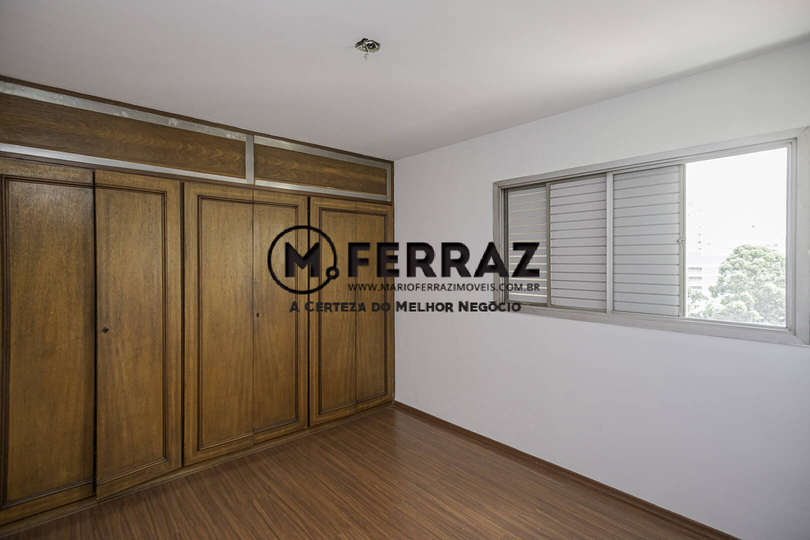 Apartamento à venda com 4 quartos, 260m² - Foto 11